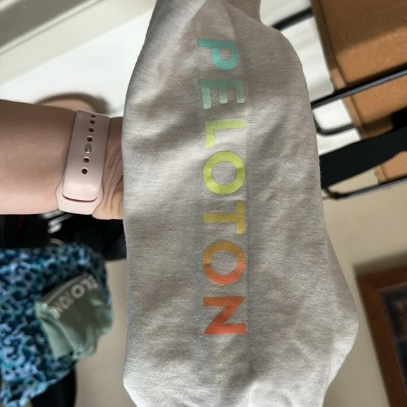 Peloton Women’s Large Open Back Work It Out Open Back Long Sleeve - Picture 3 of 10